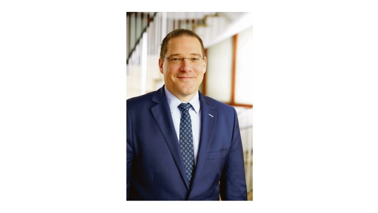 Gerd Bergmann, Chairman of the Managing Board,
Nordmann